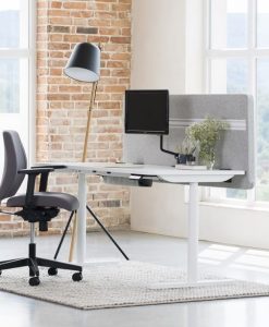 Namu biuras ergonominiai baldai