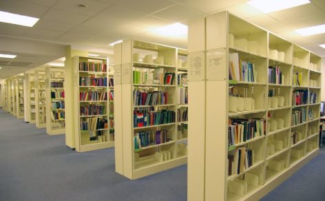 Bibliotekų baldai